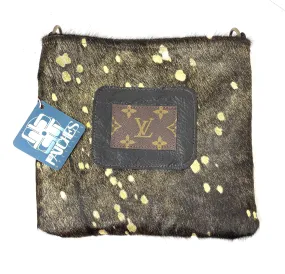 Medium Crossbody black acids gold in black patch